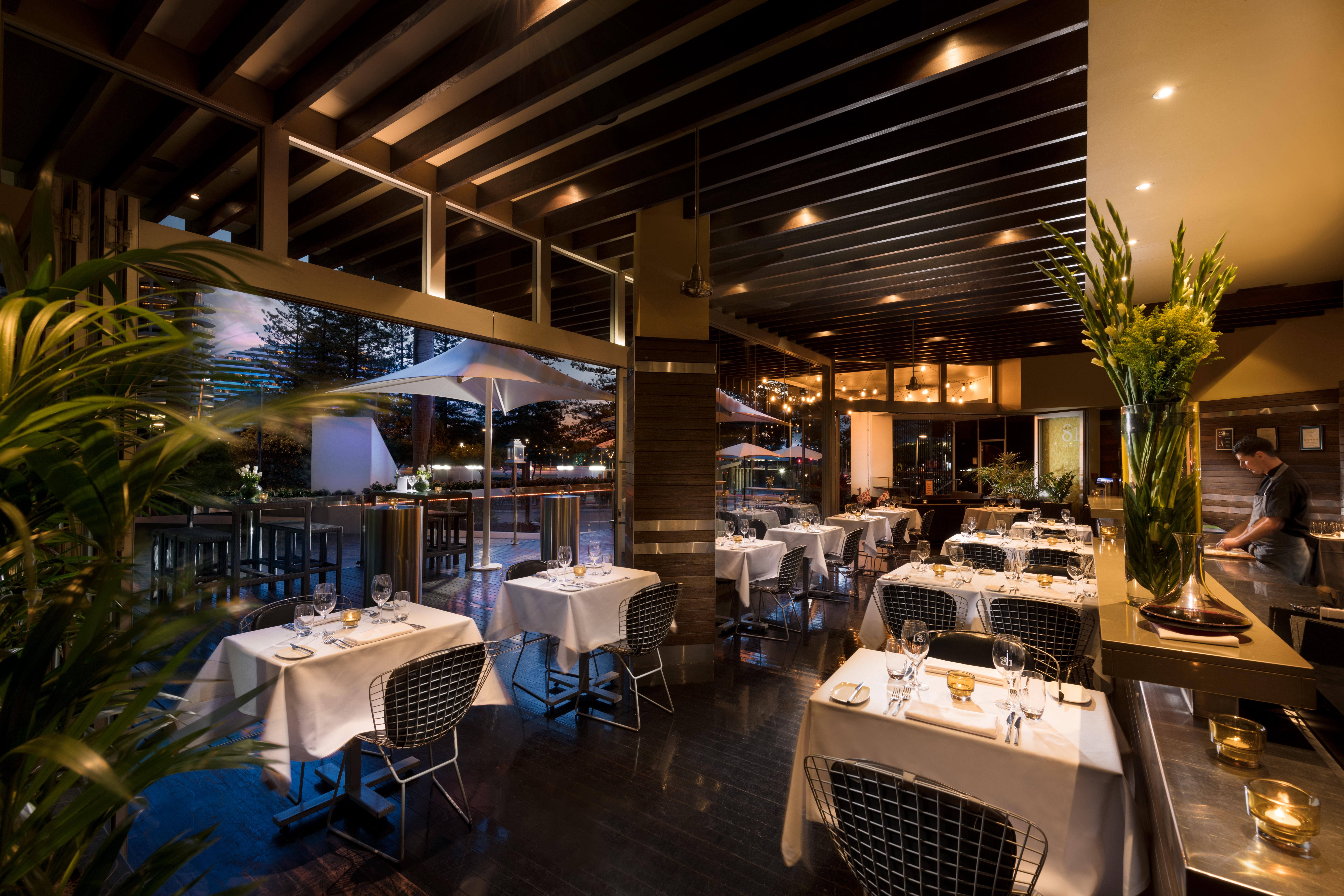 سوفيتيل غولد كوست برودبيتش المظهر الخارجي الصورة The interior of the restaurant